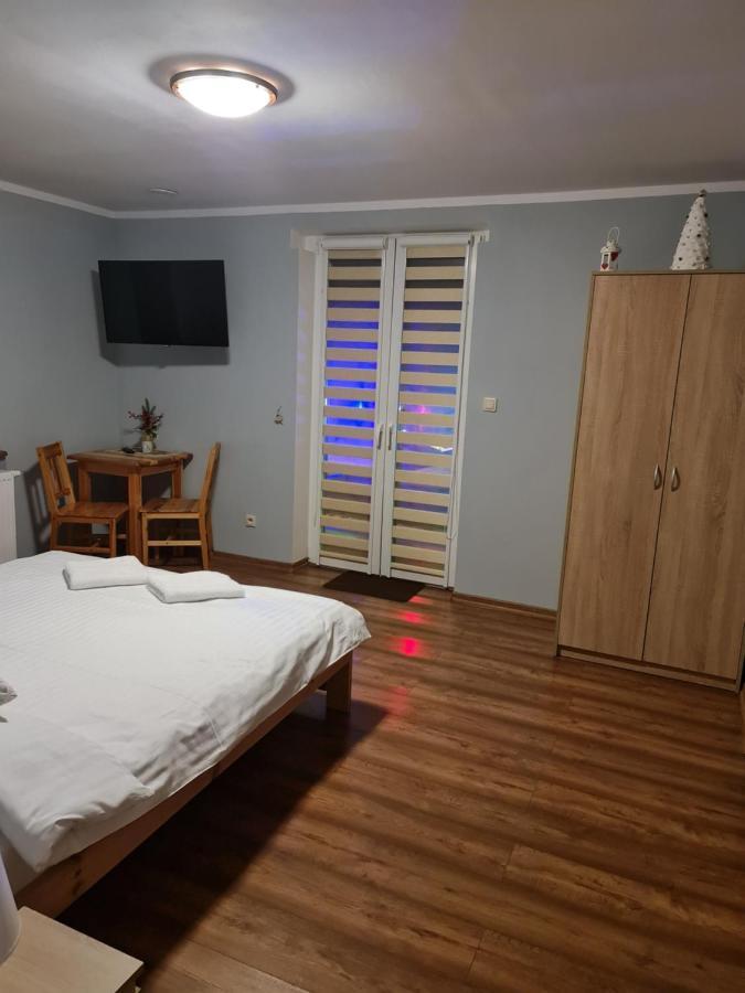 Sieraton Pokoje I Apartament Stronie Slaskie Ngoại thất bức ảnh