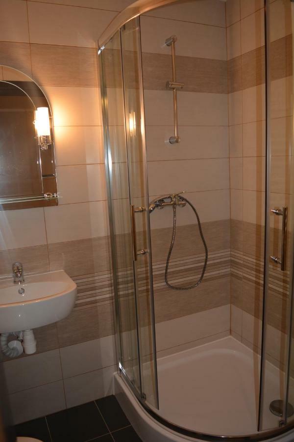 Sieraton Pokoje I Apartament Stronie Slaskie Ngoại thất bức ảnh